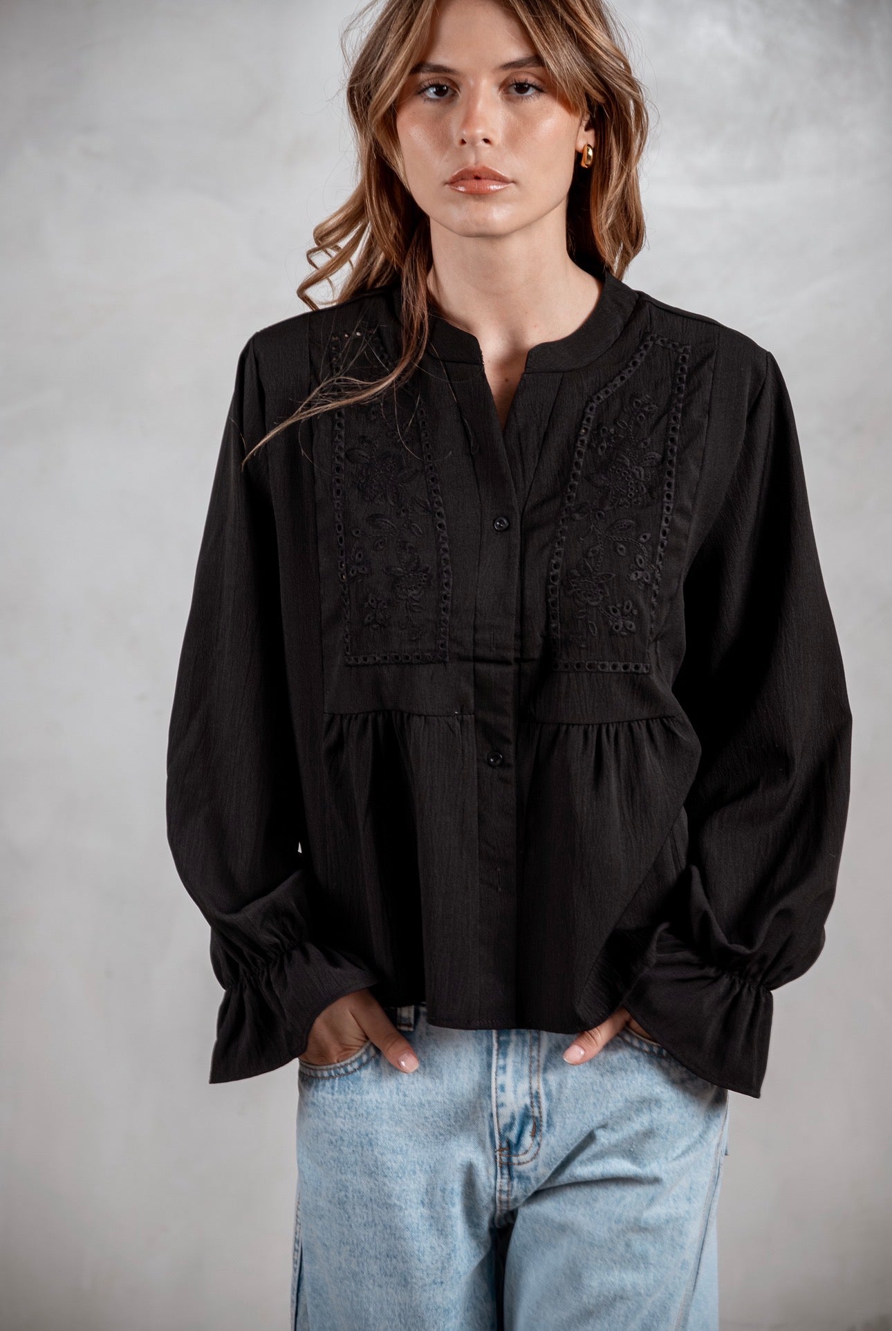 Camisa Jazmín negra