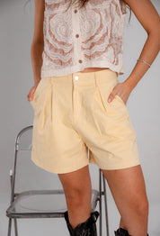 Short Dominique amarillo