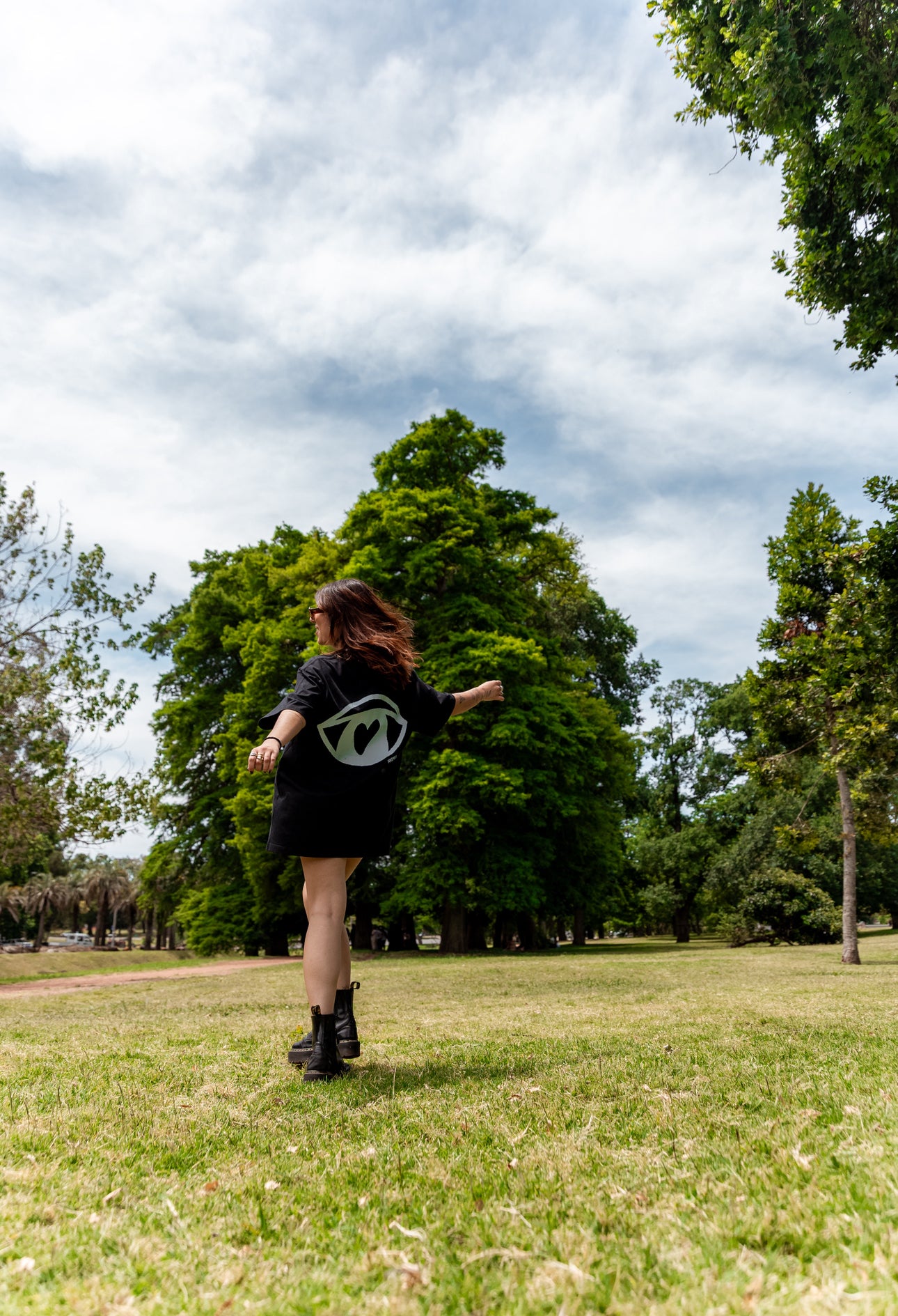 Remeron “tu intuición siempre sabe” negra