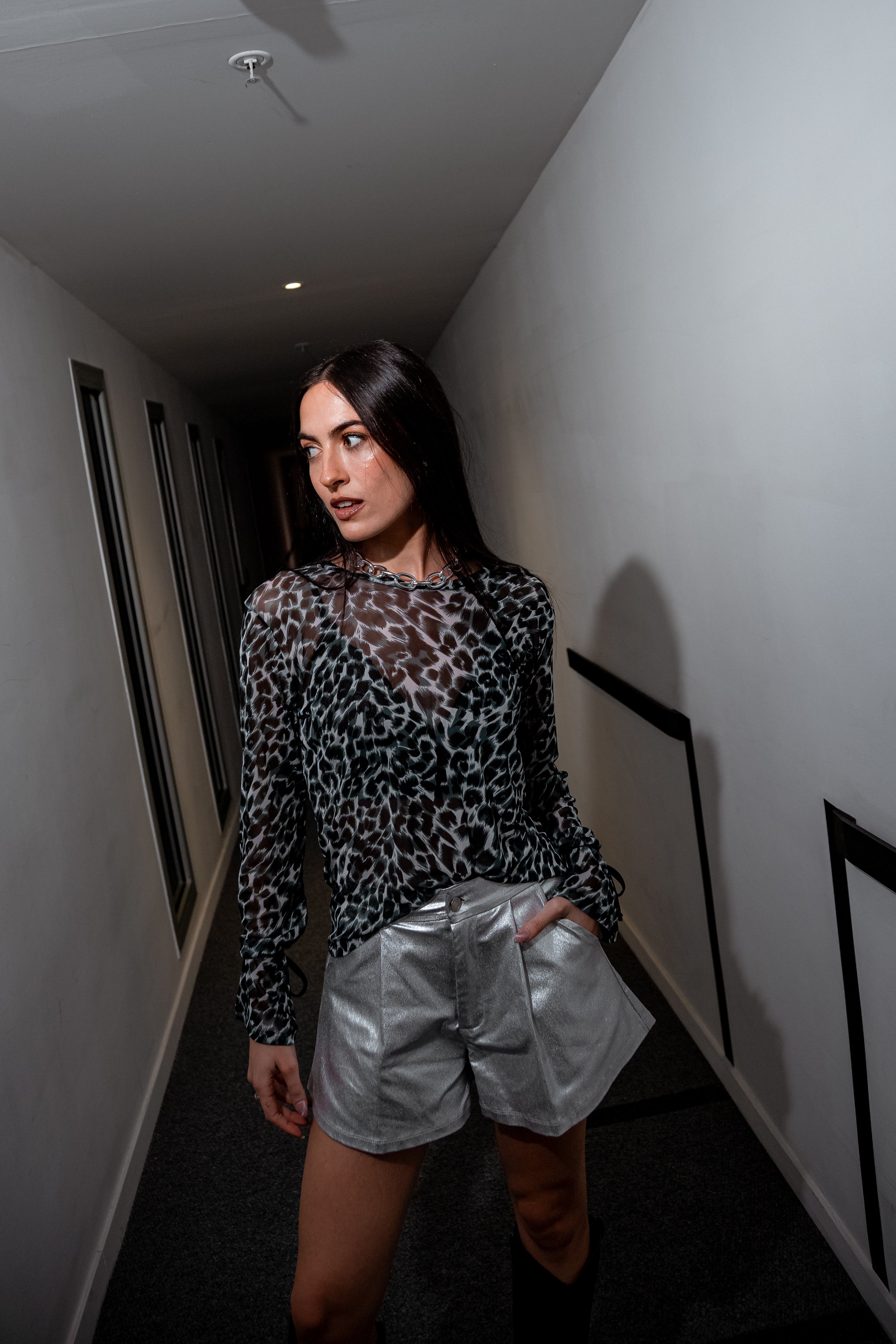 Top Oriana Gris
