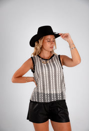 Blusa Gabrielle negro con blanco