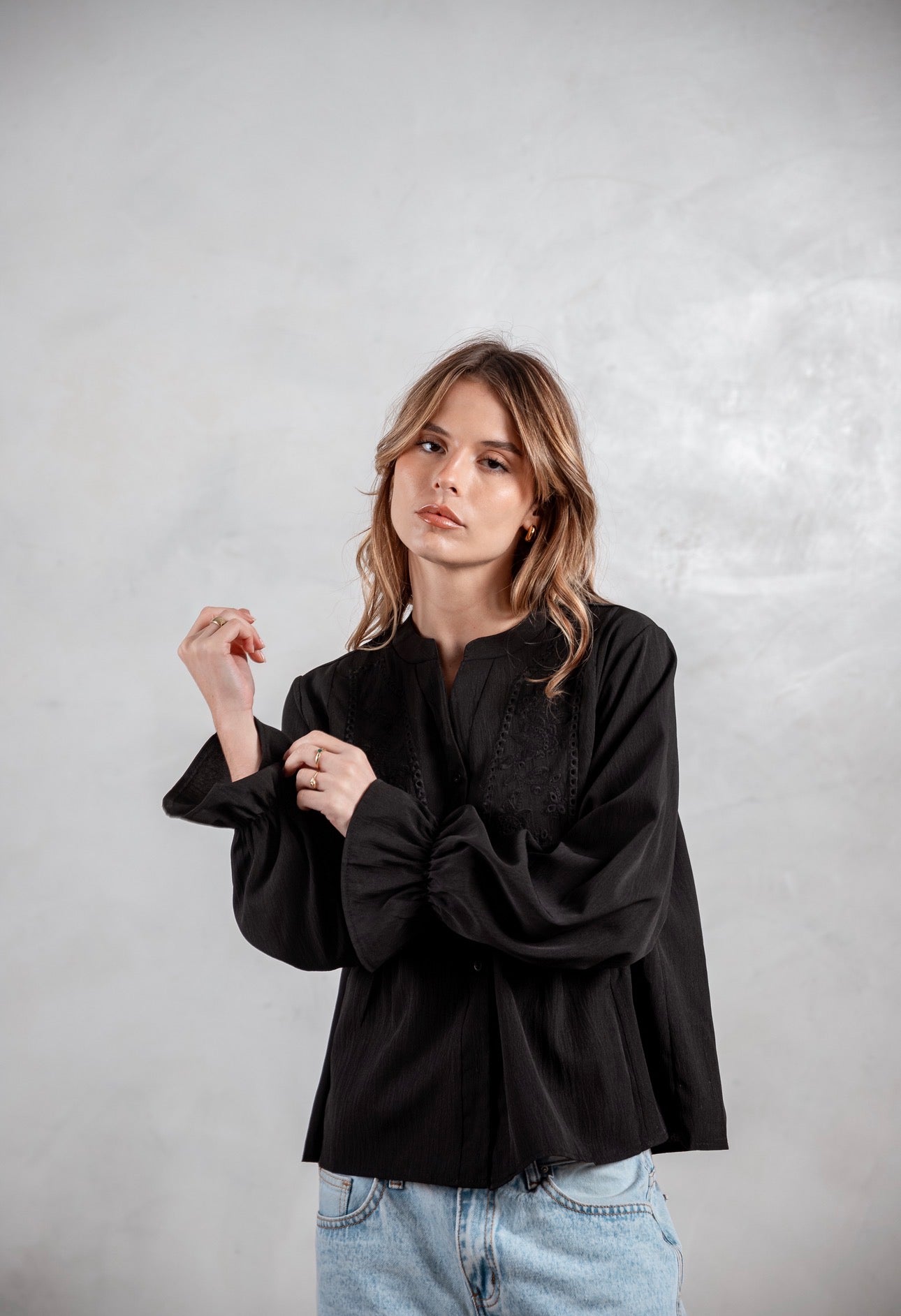 Camisa Jazmín negra